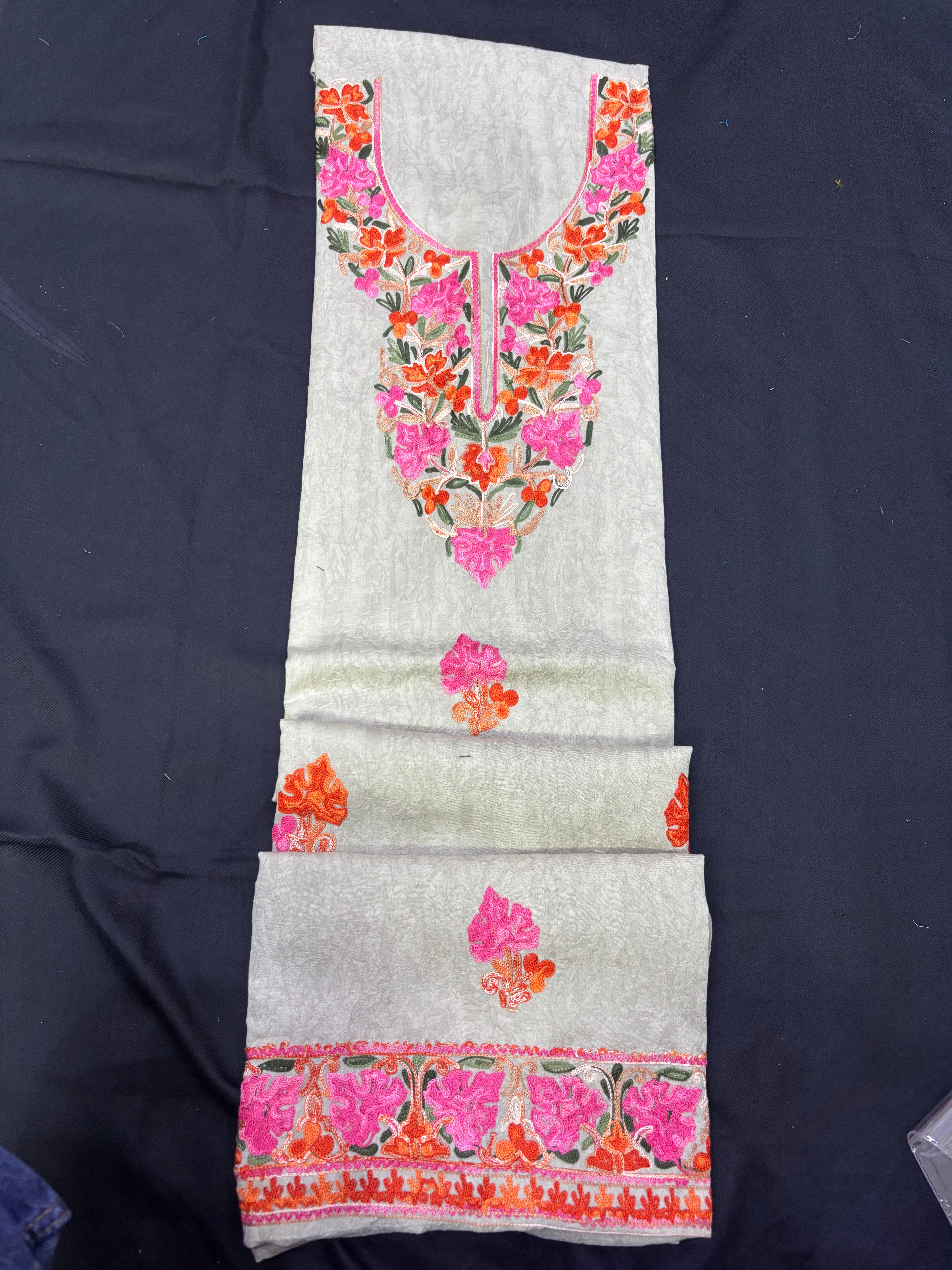 Textured cotton two pc set with floral embroidery