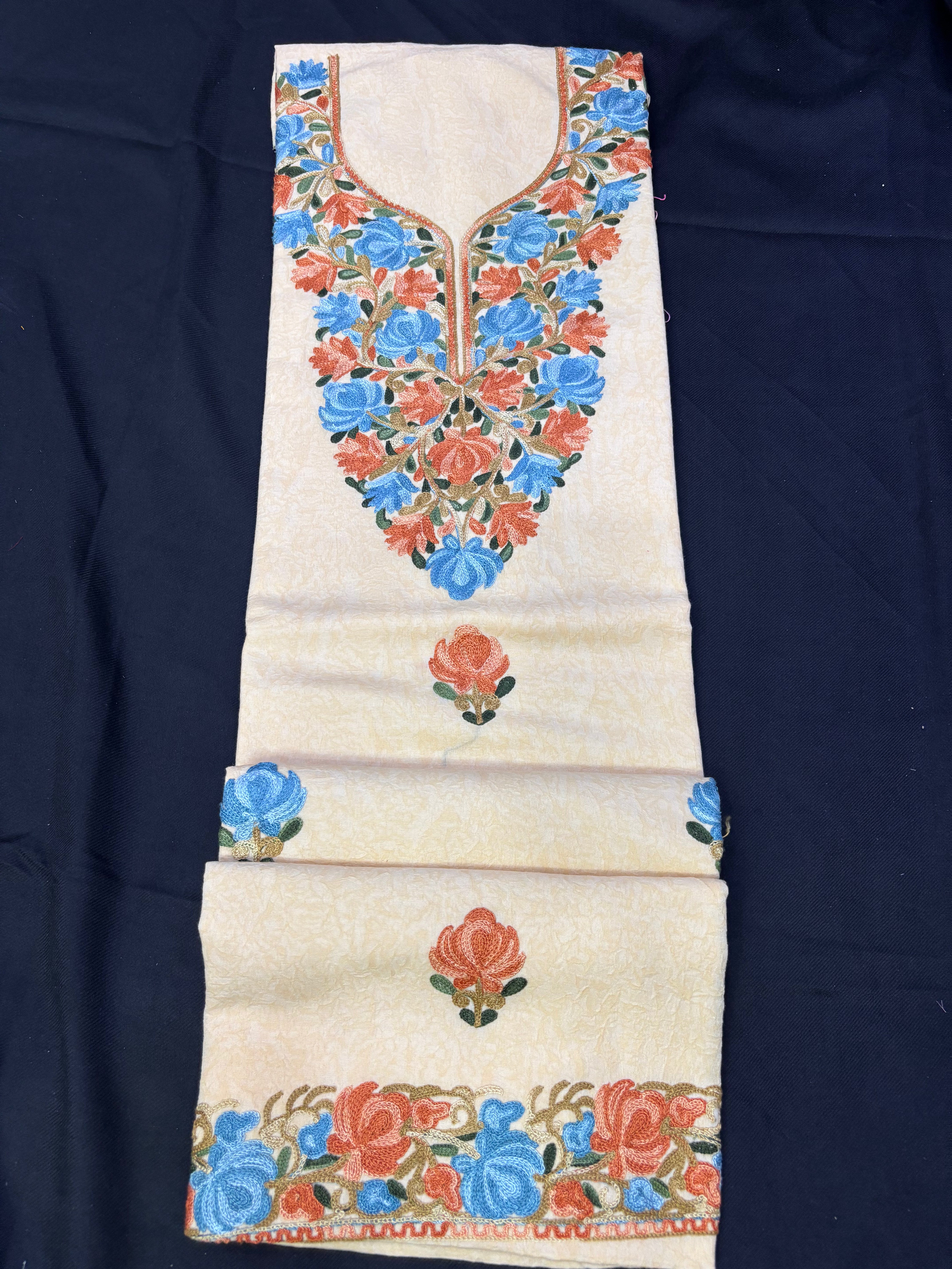 Textured cotton two pc set with floral embroidery