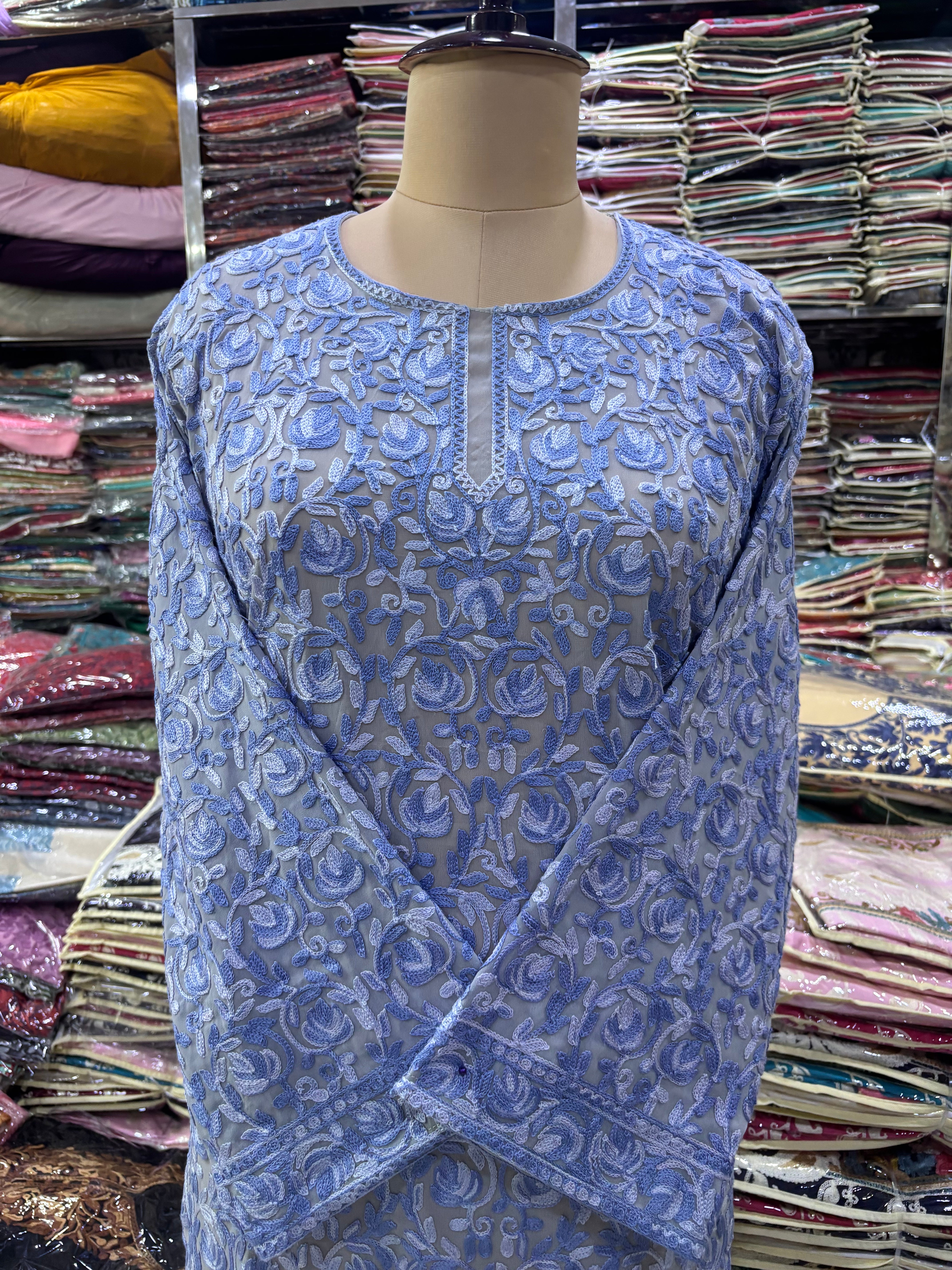 Georgette embroidery kurti size freesize upto52 inches