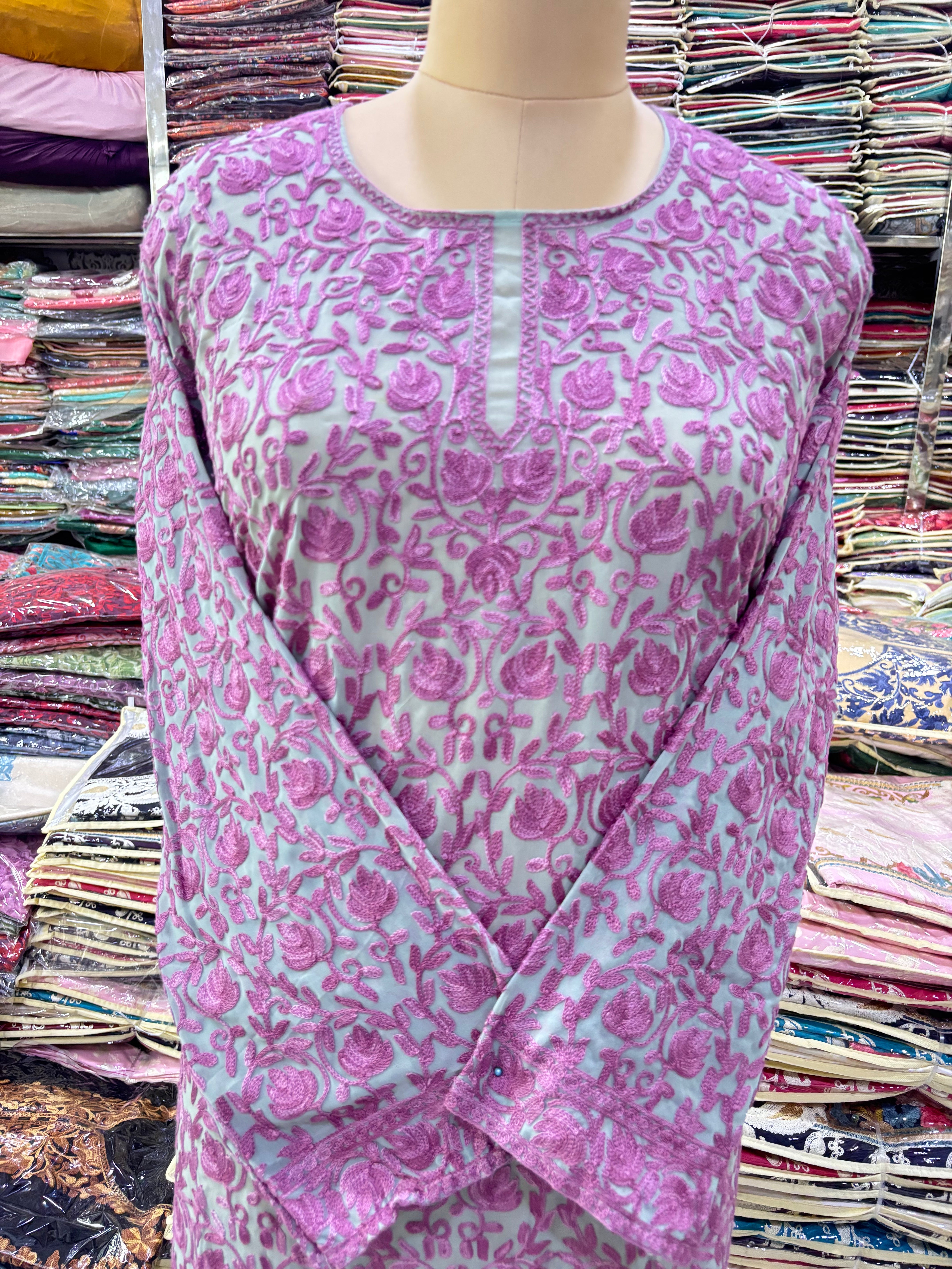 Georgette embroidery kurti size freesize upto52 inches