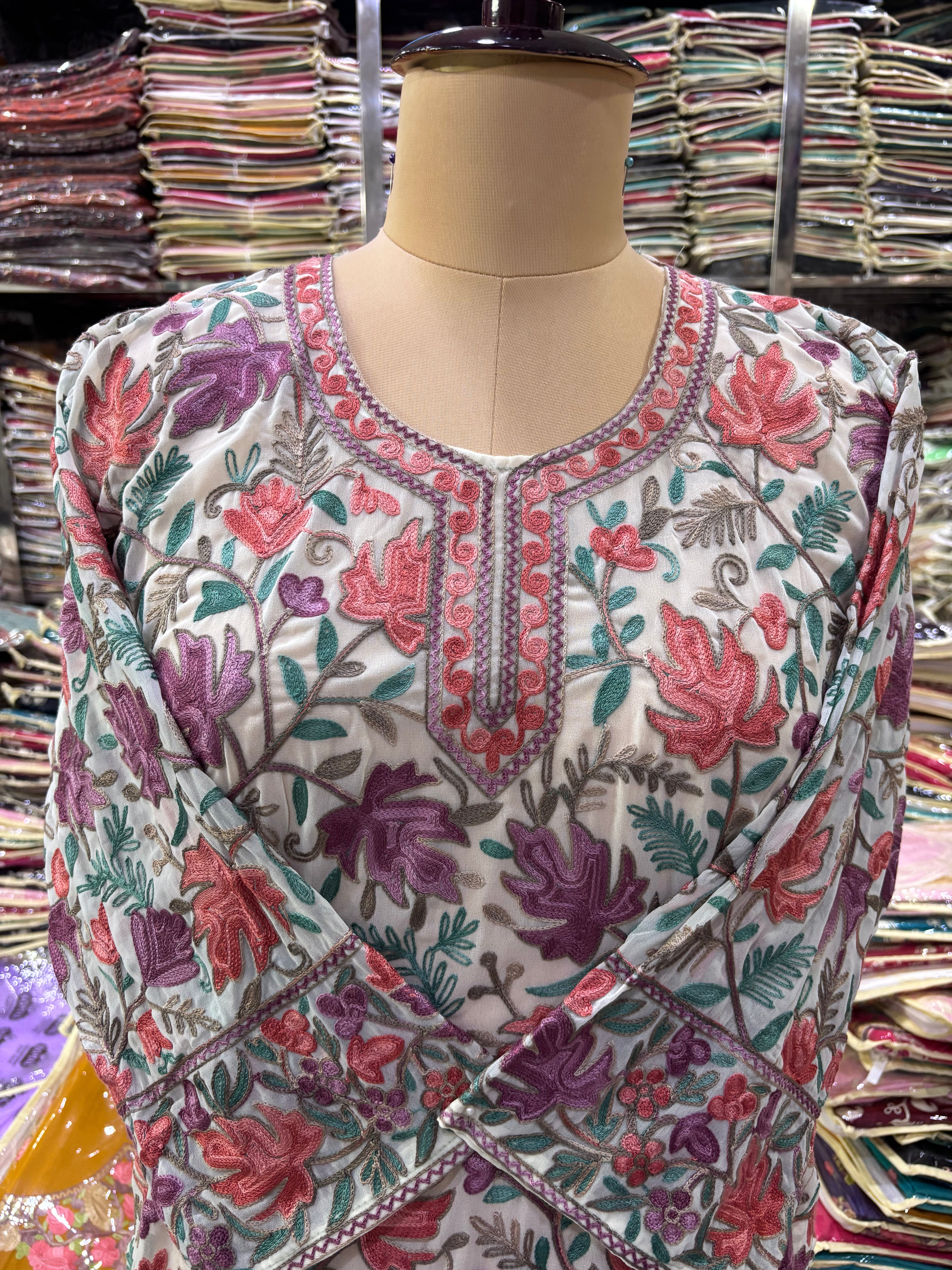 Chinar georgette embroidery kurti fits upto 46