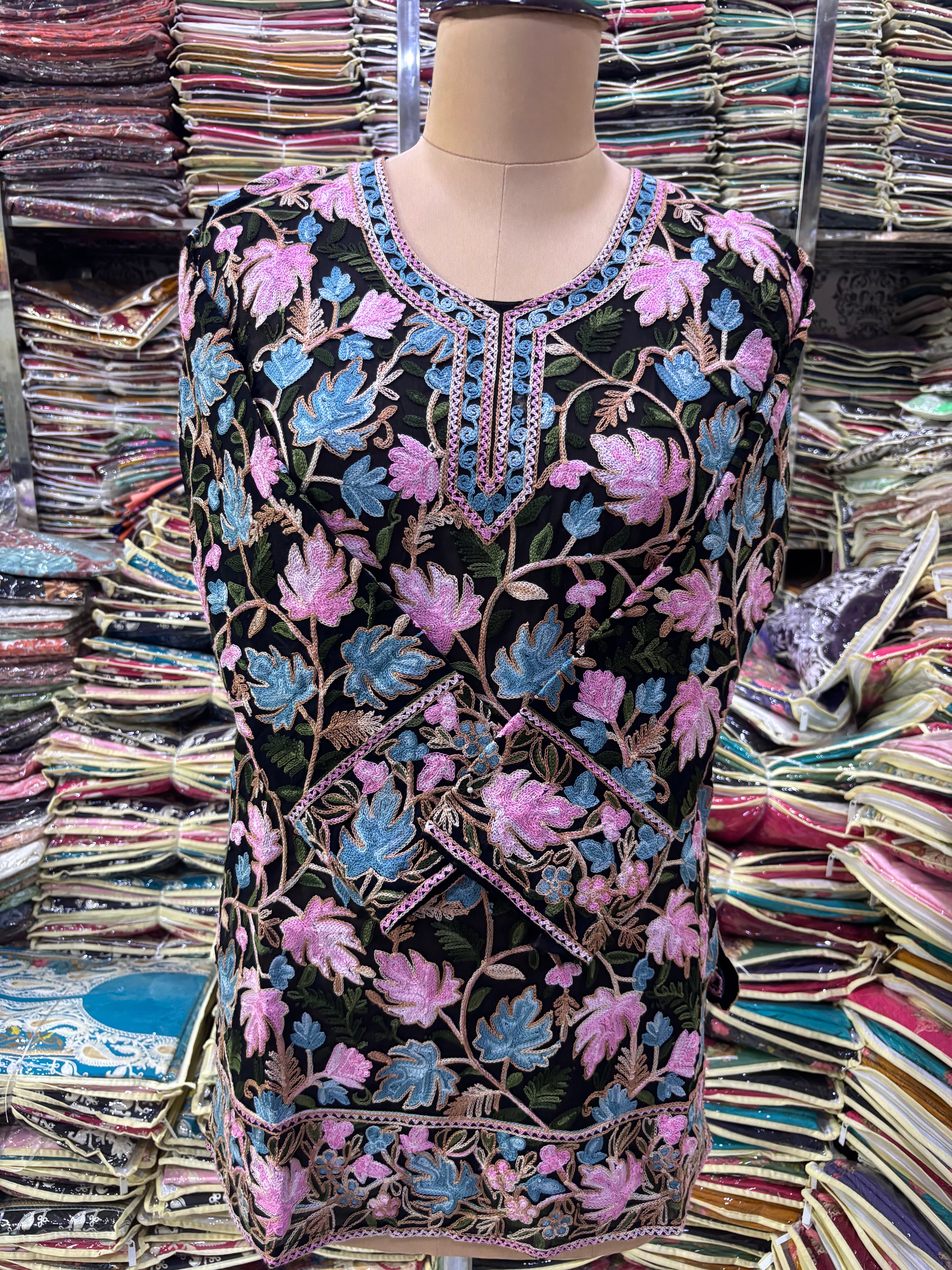 Chinar georgette embroidery kurti fits upto 40