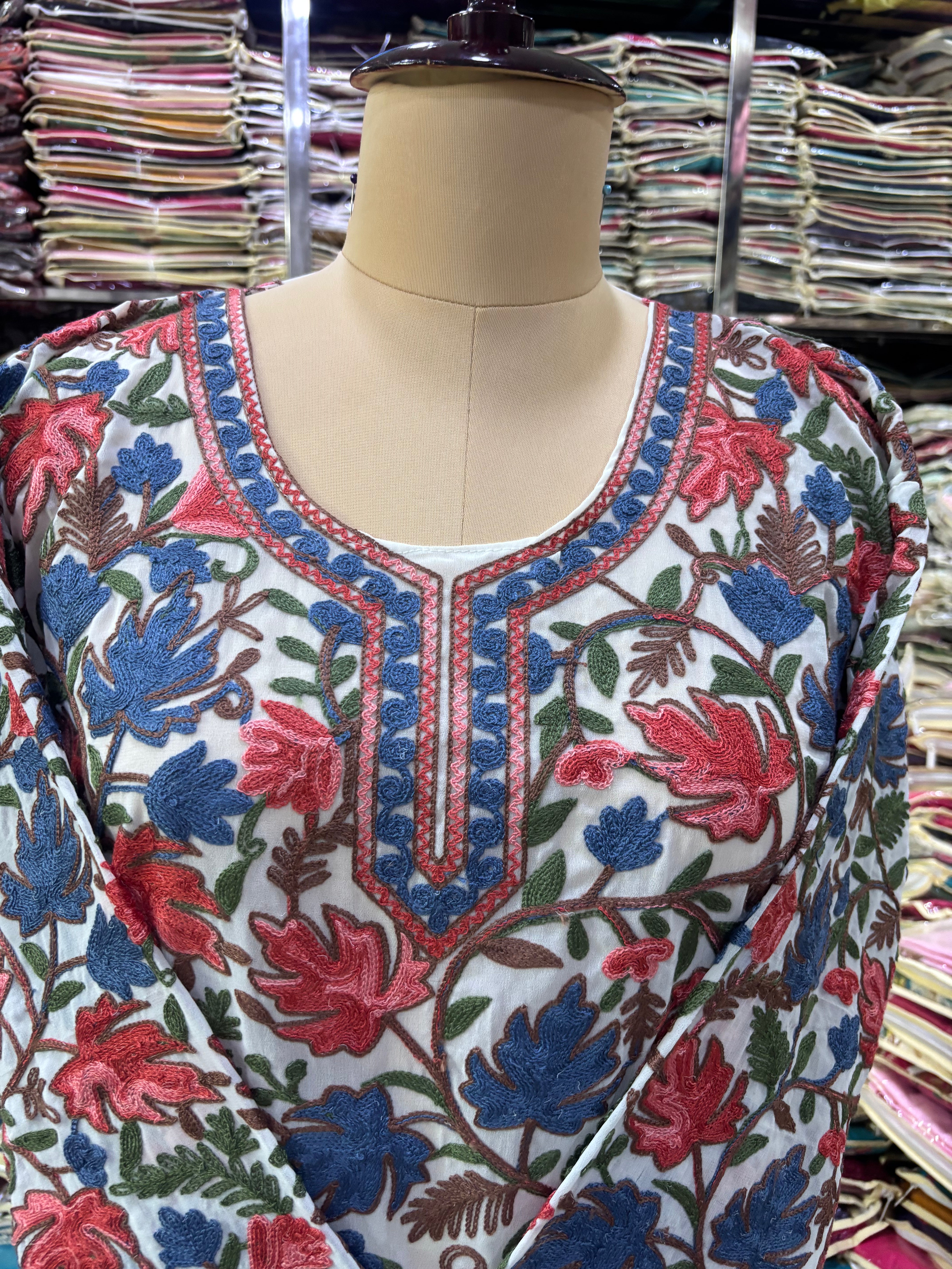 Chinar georgette embroidery kurti fits upto 44