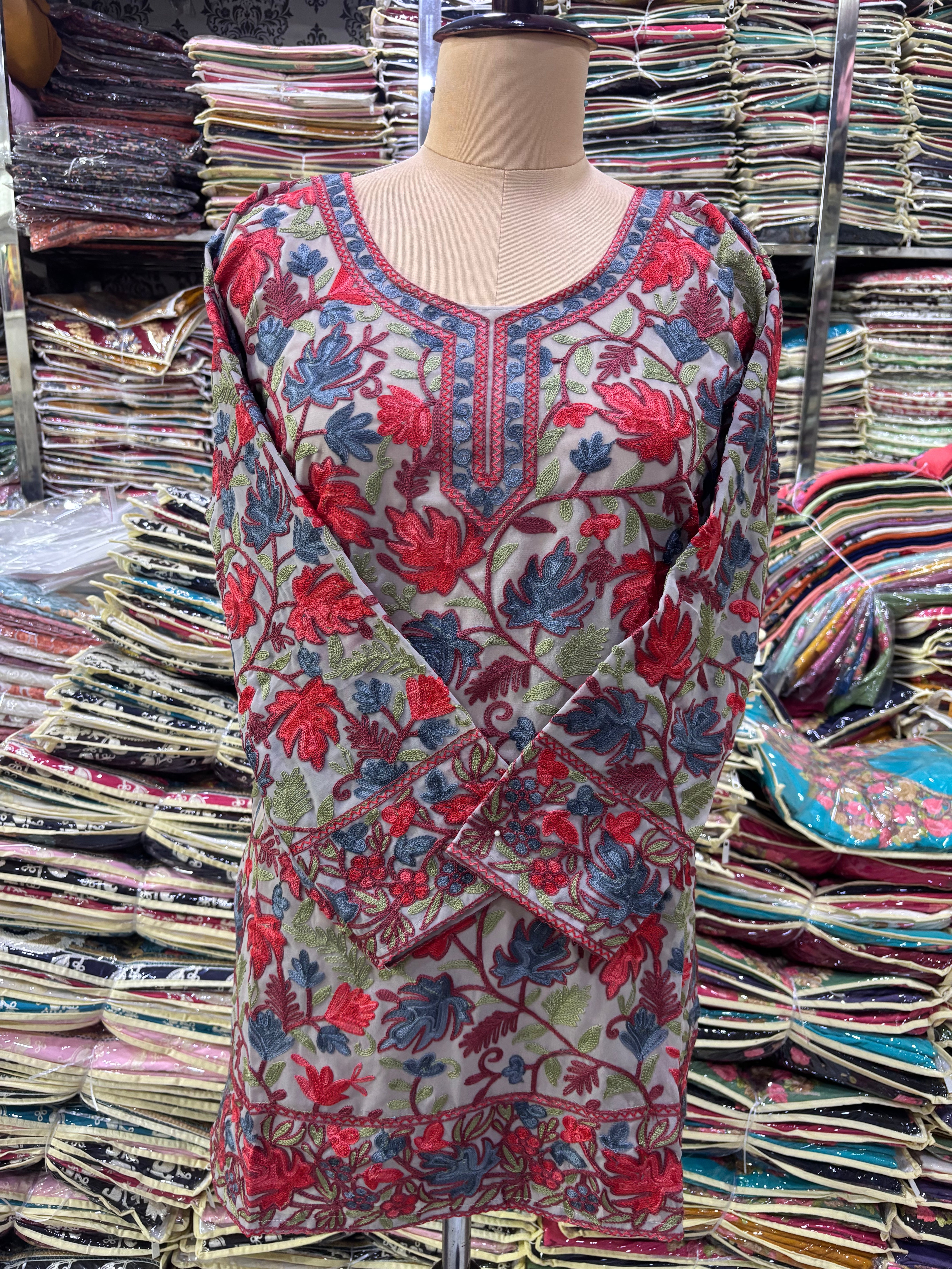 Chinar georgette embroidery kurti fits upto 44