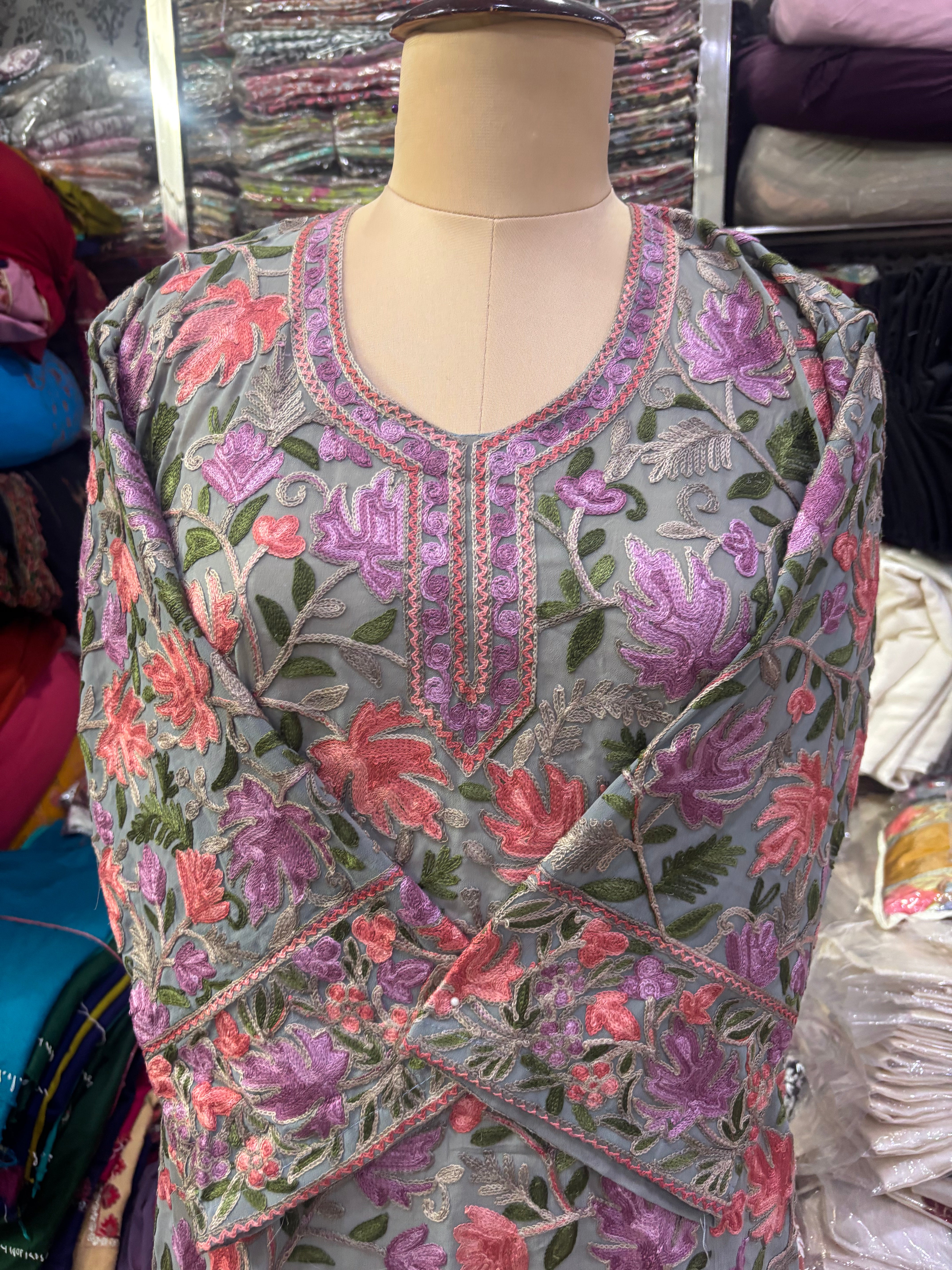 Georgette chinar top